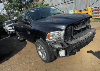Dodge RAM 2017 3.6 AWD kosmetycznie uszkodzony, w drodze do PL