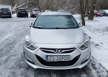 Hyundai i40 CW kombi 1.7 Crdi 136 KM srebrny