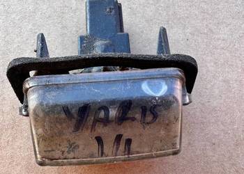 Lampka / oświetlenie tablicy rejestracyjnej Toyota Yaris III 2011-2020