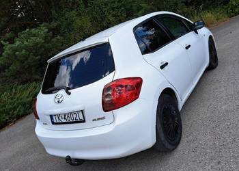 Doinwestowana Toyota Auris, nowy akumulator! Książka Serwisowa!