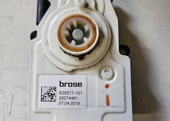 BMW X1 F48 SILNICZEK SILNIK ROLETY ŻALUZJI E05077-101 20274461