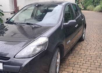 Renault #Clio 3   2011 rok   1,2 benzyniak.  Był USZ-KO-DZO-NY