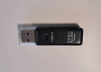 Uniwersalny czytnik kart pamięci SD + TF na USB Uniwersalny czytnik kart pamięci SD + TF na USB