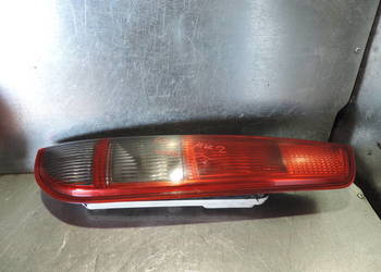 FORD FOCUS MK2 KOMBI LAMPA PRAWY TYŁ