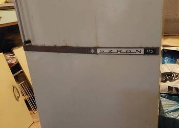 Sprawna lodówka Szron 125 z czasów PRL.