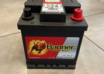 Akumulator Banner Power Bull 42Ah 390A EN kostka PRAWY PLUS