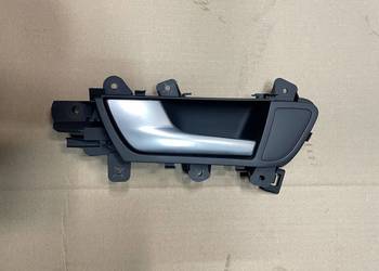 Klamka wewnętrzna lewa tył 8K0839019 audi a5 8T lift