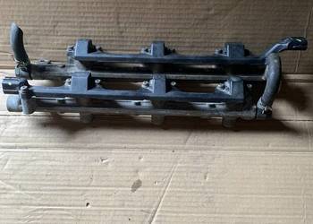 Listwy z wtryskami Mazda xedos 2.0 v6