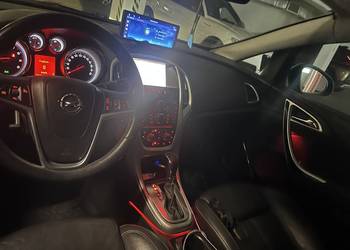 Opel Astra J COSMO+AUTOMAT 1,6T/180KM NAWIGACJA+Smart Link - XENONY