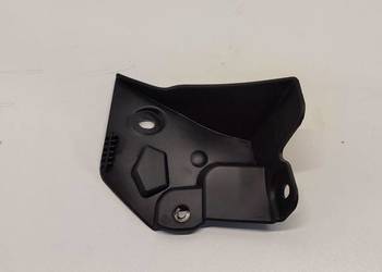 VOLVO XC40 OSŁONA ZAWIASU MASKI LEWA 31479538