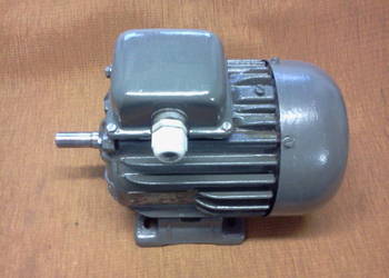 Silnik 0,8 kW 1400 obr/min