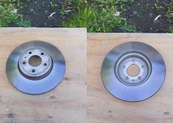Tarcza hamulcowa Audi A4 B8