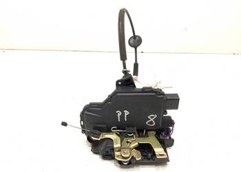 ZAMEK DRZWI PRAWY PRZÓD VW PASSAT B5 Hatchback 96-01