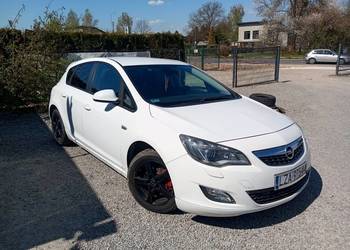 Opel Astra OPC Line 1.6 turbo benzyna 180 KM