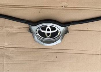 TOYOTA AURIS II 13-15 ARTAPA GRILL LOGO 5311102730/40