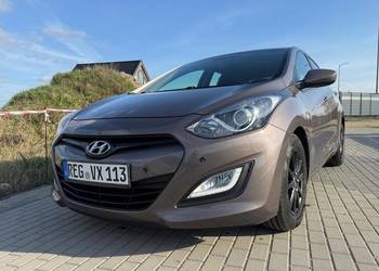 Bezwypadkowy Oryginalny lakier Pierwszy właściciel