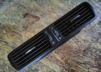 Kratki wentylacyjne środkowe VW Passat B6