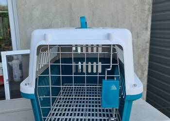 Nowy transporter dla kota lub małego psa