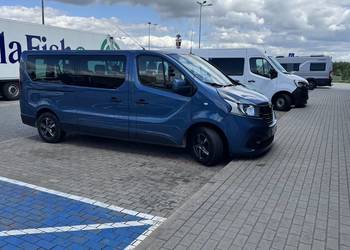Renault Trafic 9 osobowy