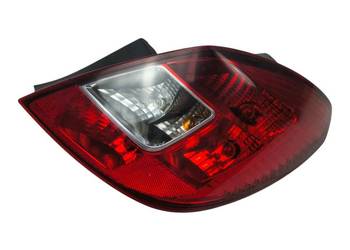 LAMPA PRAWA Opel Corsa D 5D tylna tylnia prawy tył 13269051 EUROPA