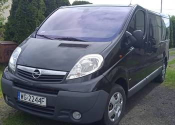 Opel Vivaro, 9 -osobowy, 2 strony drzwi boczne