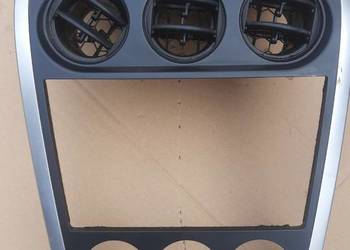 ramka panelu środkowego kratki nawiewu Mazda Cx-7