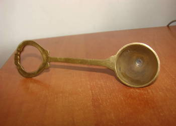 mosiężny zagaszacz do świec