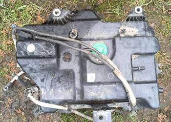 Sprzedam kompletny zbiornik adblue z pompą używany przebieg 44800