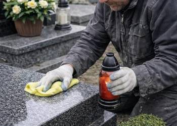 Polerowanie pomnika, mycie, czyszczenie kamienia, Cmentarz Grabiszyńska