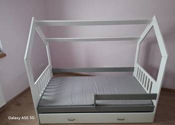 Łóżko dziecięce domek