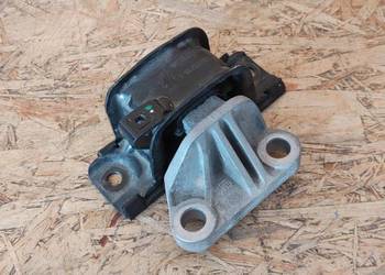 Łapa Poduszka Skrzyni Opel Corsa E 1.4 13371838