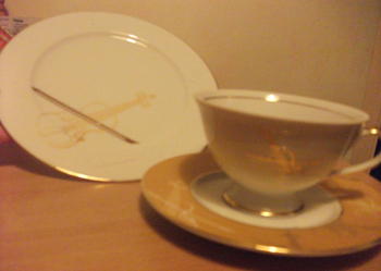 Elegancki zestaw porcelany z filiżanką, z kolekcji muzycznej