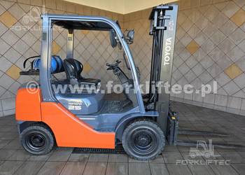 Wózek Widłowy TOYOTA 8FGF25 przesuw TOYOTA 8FG25 widlak Linde