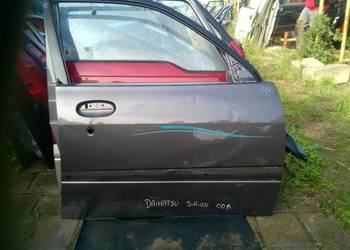 Daihatsu sirion drzwi lewe LUB PRAWE przód