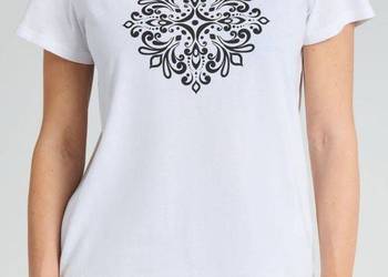 biały t-shirt z nadrukiem Sinsay