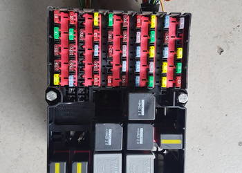 FUSION 1.4 TDCI PUSZKA BEZPIECZNIKOW 4N1T-14401-ME PRZEKAZNI