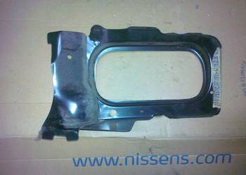 Ford Mondeo 93/96 gniazdo reflektora okular lewe/prawe nowe