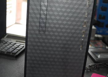 Komputer stacjonarny HP M01-F0009nw Ryzen 5 3400G/8GB/512GB SSD/INT/Win10H-