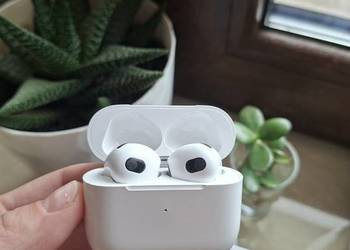 Słuchawki bezprzewodowe airpods 3 generacii