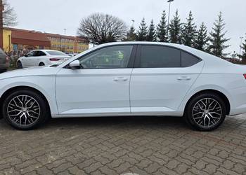 Skoda superb rok 2020 silnik 2.0 diesel 190 km polski salon ładna zamiana