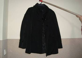 Kurtka ZARA czarna lekko rozkloszowana bardzo ładna