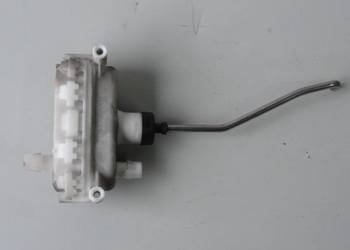 AUDI A6 A8 D2 POMPKA SILOWNIK TYLNEJ KLAPY ZAMKA