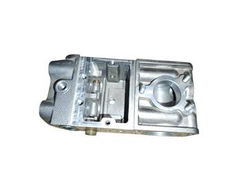 Korpus Pompy Wtryskowej Ursus C-330/328 P2.1.12.124 P2112M128 P2.1.12.128