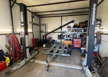 Podnośnik dwukolumnowy 4000 kg Phoenix 2 letni mało używany