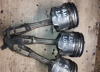 FIAT CITROEN PEUGEOT 2,0HDI RHR tłok korbowód