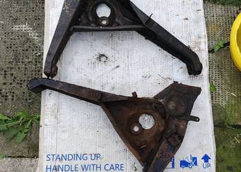 Wahacz fiat 126p lewy prawy tył tylny