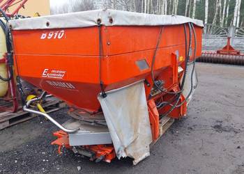 Rozsiewacza RAUCH AXERA EMC z nadstawką Komputer Quantron P ISOBUS plandeka
