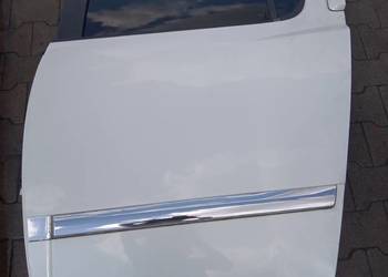 SZYBA BOCZNA DRZWI LEWYCH TYLNYCH INFINITI QX56