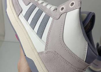 Buty damskie Adidas w r.38.5 Buty damskie Adidas w r.38.5