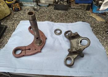 Przednia styca pułka zawieszenia jawa 250 model 353